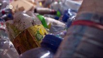 ¿Qué pasa cuando una botella de plástico está vacía? | Global 3000