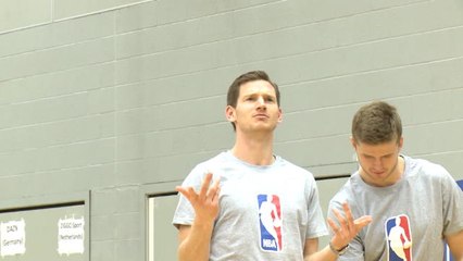 These Spurs shine a little less at basketball