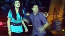 Vonny Cornelia arm carry 8