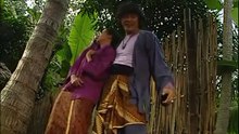 Diah Permatasari arm carry