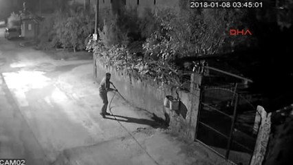 Adana Kablo Hırsızları Güvenlik Kamerasında