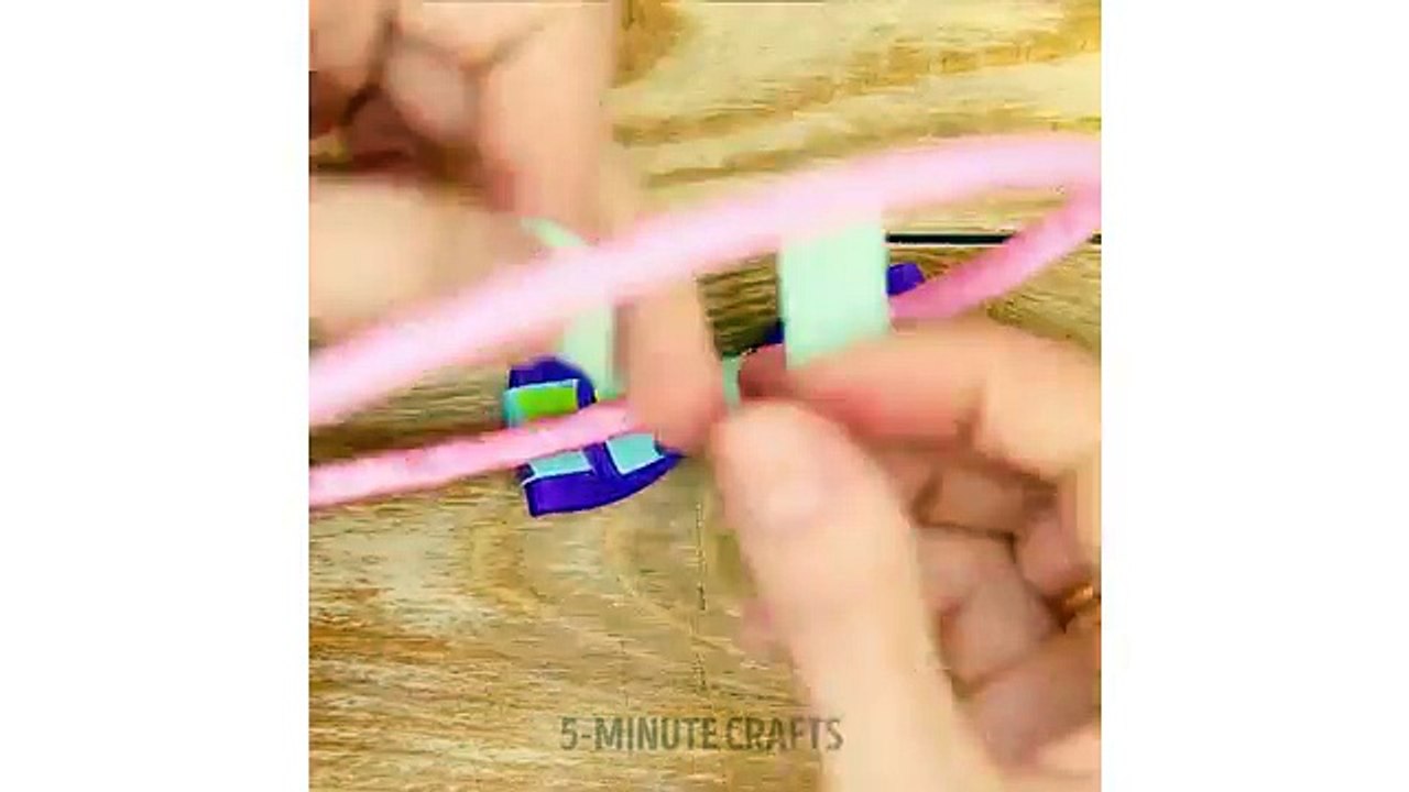 17 TRICKS TO LOOK GORGEOUS IN ANY SITUATION