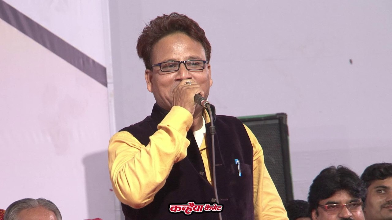 बुन्देली कॉमेडी / इंडियन चुटकुले / सागर मेला महोत्सव / सिगरेट मुझे मेहबूबा से ज्यादा भाती है / आशू मुश्ताक