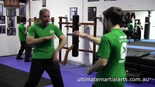 Wing Chun Self Defence Sequence Part II - SiFu Henry Araneda