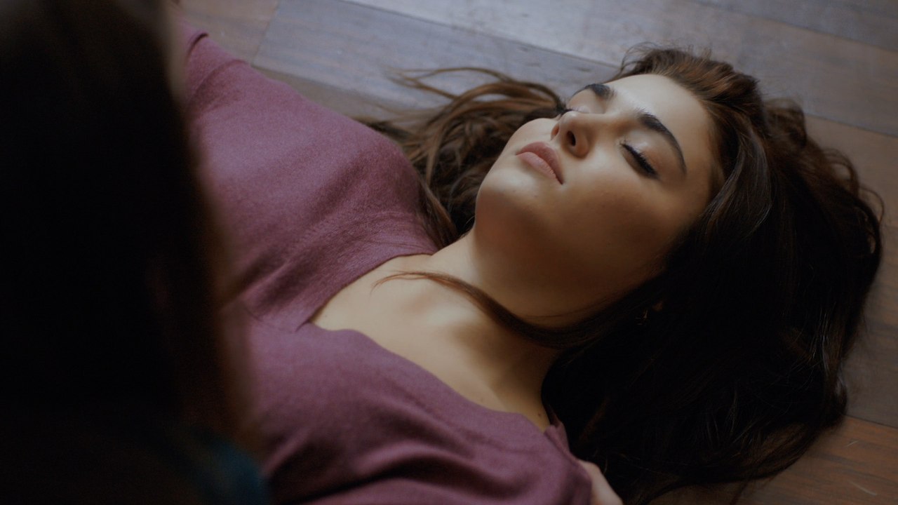 Siyah İnci 15. Bölüm Hazal Bayıldı