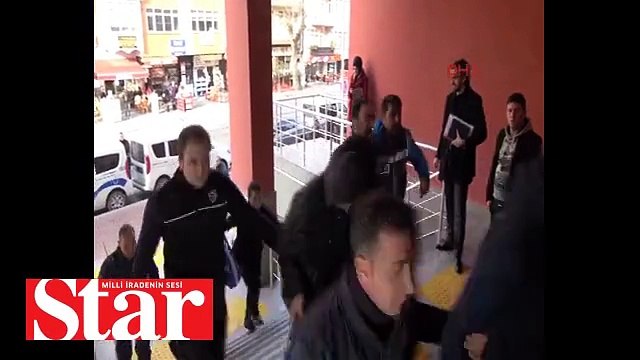 FETÖ'nün TSK yapılanması operasyonunda zanlılar adliyeye sevk edildi