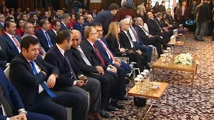 Bakan Fakıbaba: '2017 yılında 16 bin genç çiftçinin yüzde 60’ını genç kadın çiftçiler oluşturdu'