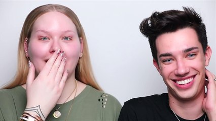 MAKEUP ROULETTE CHALLENGE feat. JAMES CHARLES!