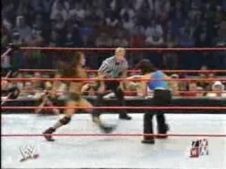 Molly Holly vs Gail Kim