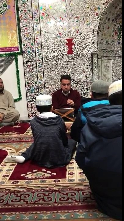 AMENERRASULU. Ishøj Masjid - Danmark. Cemaatli Kuran tilaveti. Hafız Metin Demirtaş. Surah Al-Baqarah tilawat Amenerrasulu Quran recitation. Amenerrasulu dinle. Amenerrasulu indir. Amenerrasulu görüntülü. Arap makami Kuran tilaveti. Sheikh Abdussamed.