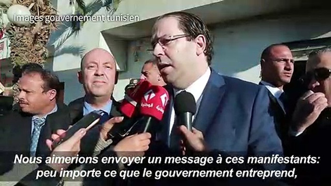 Nouveaux heurts dans plusieurs villes tunisiennes
