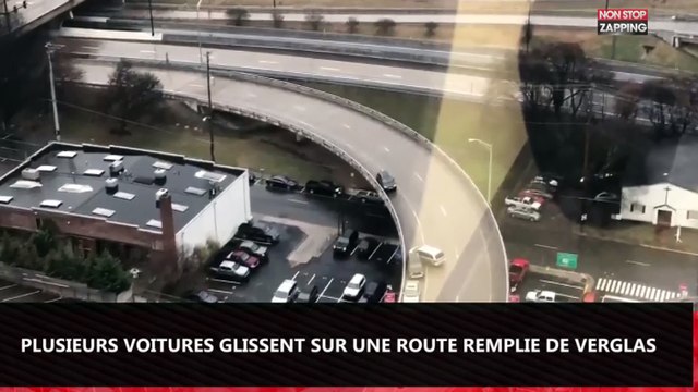 États-Unis : plusieurs voitures glissent sur une route pleine de verglas (Vidéo)