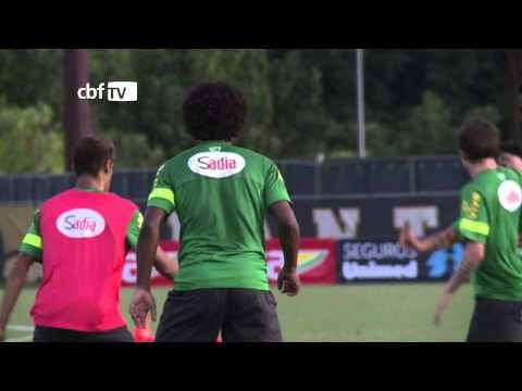 Willian mata saudades da Seleção Brasileira