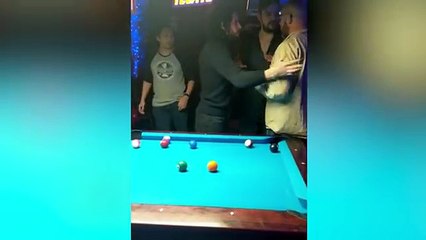 Kit Harington, star de Game Of Thrones, complètement saoul se fait jeter d'un bar à New-York