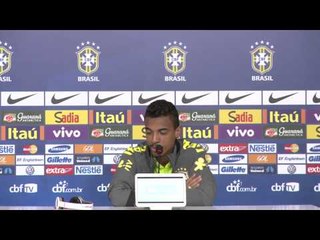 Luiz Gustavo mostra que conhece o adversário da estreia