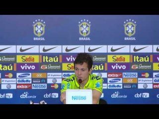 Bernard relembra final da Libertadores e elogia Mineirão