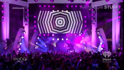 Ariana Grande - Right There (Live at the iHeartRadio Ultimate Pool Party 2014)