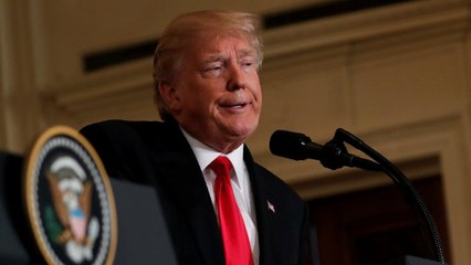 Donald Trump "de mão quente" cancela visita a Londres