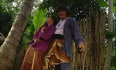 Diah Permatasari arm carry