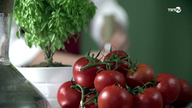 1 Çorba- Domates Çorbası