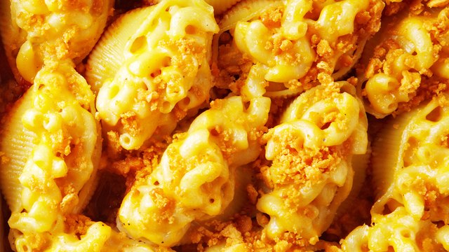 Mac & Cheese Stuffed Shells!