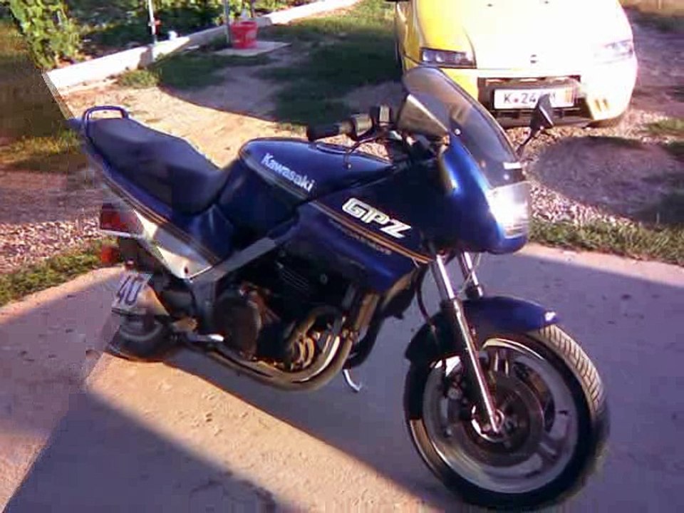 Repaint  kawasaki gpz 500