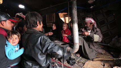 معارك إدلب وحماة تجبر 280 ألفا على النزوح