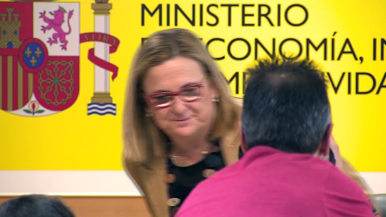 Economía prevé una "bajada sustancial" del IPC