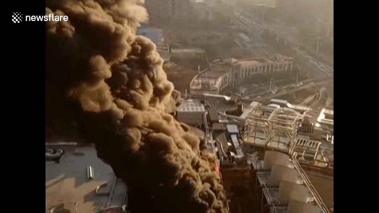 Huge fire breaks out at Asia's biggest shopping mall