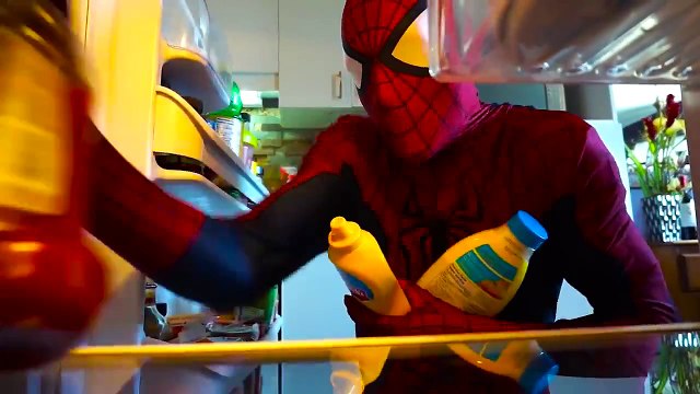 Frozen Elsa MAGIC spray! w Joker Spiderman Captain America Spidergirl - Funny Superheroes | Superheroes | Spiderman | Superman | Frozen Elsa | Joker