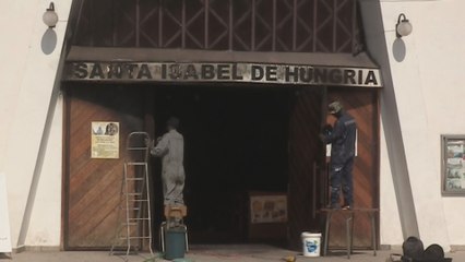 Ataques contra cuatro iglesias en Chile en protesta por visita del papa