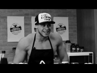 Trailer Fábrica de Monstros