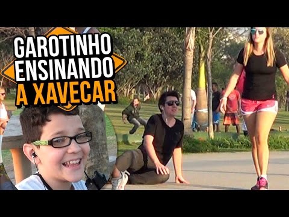 GAROTINHO ENSINANDO A XAVECAR  (KID TEACHING HOW TO PICK UP GIRLS | PRANK)