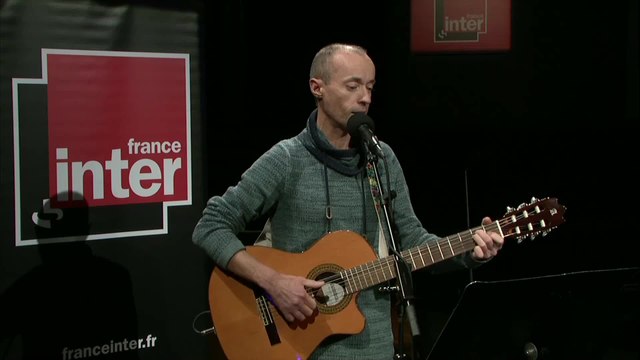 Sacré Apple - La chanson de Frédéric Fromet