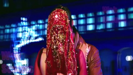 Rakul Preet Singh Hot Kissing Scene in Yaariyan!!!