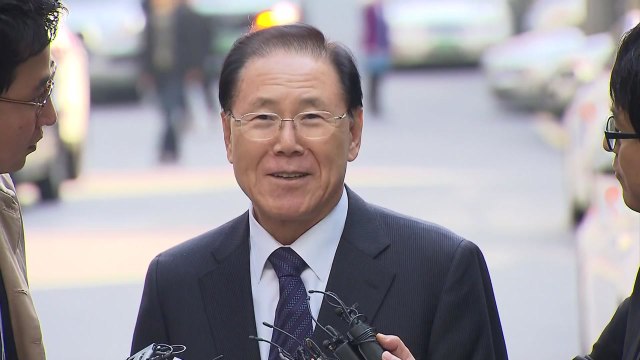 검찰, 'MB 국정원 특활비' 김진모·김희중 소환 조사 / YTN