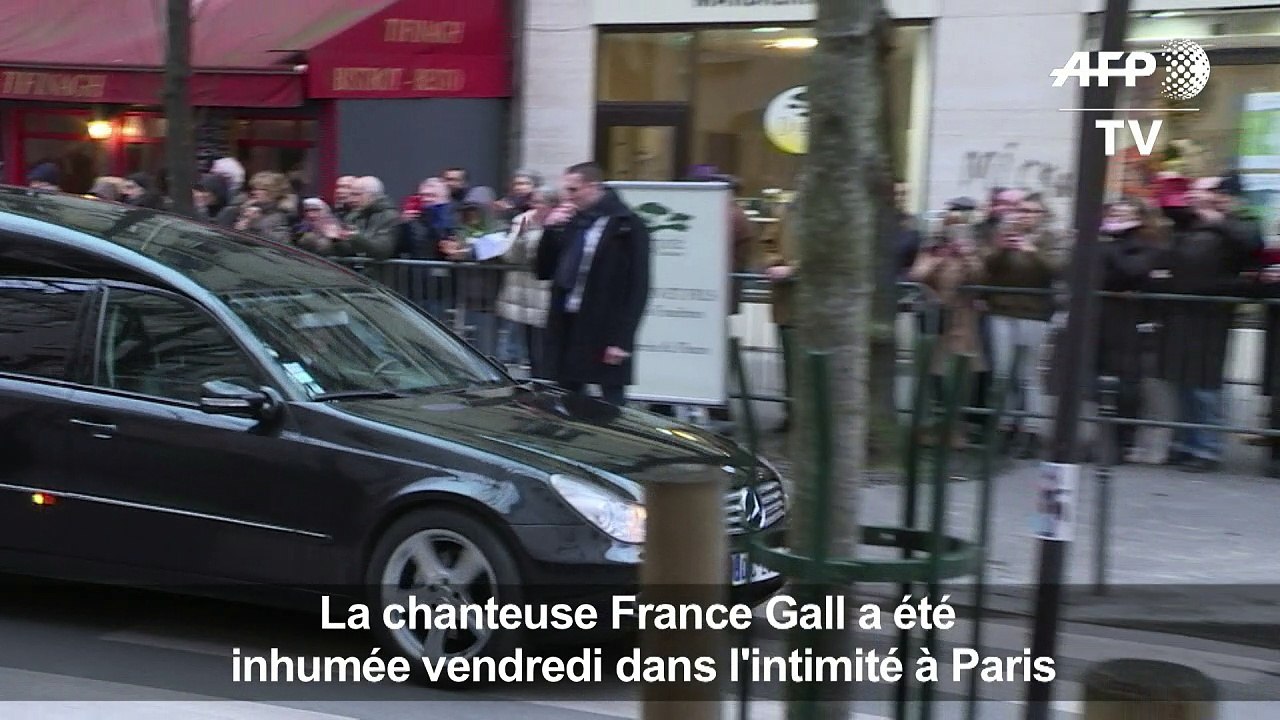 Inhumation de France Gall au cimetière Montmart...