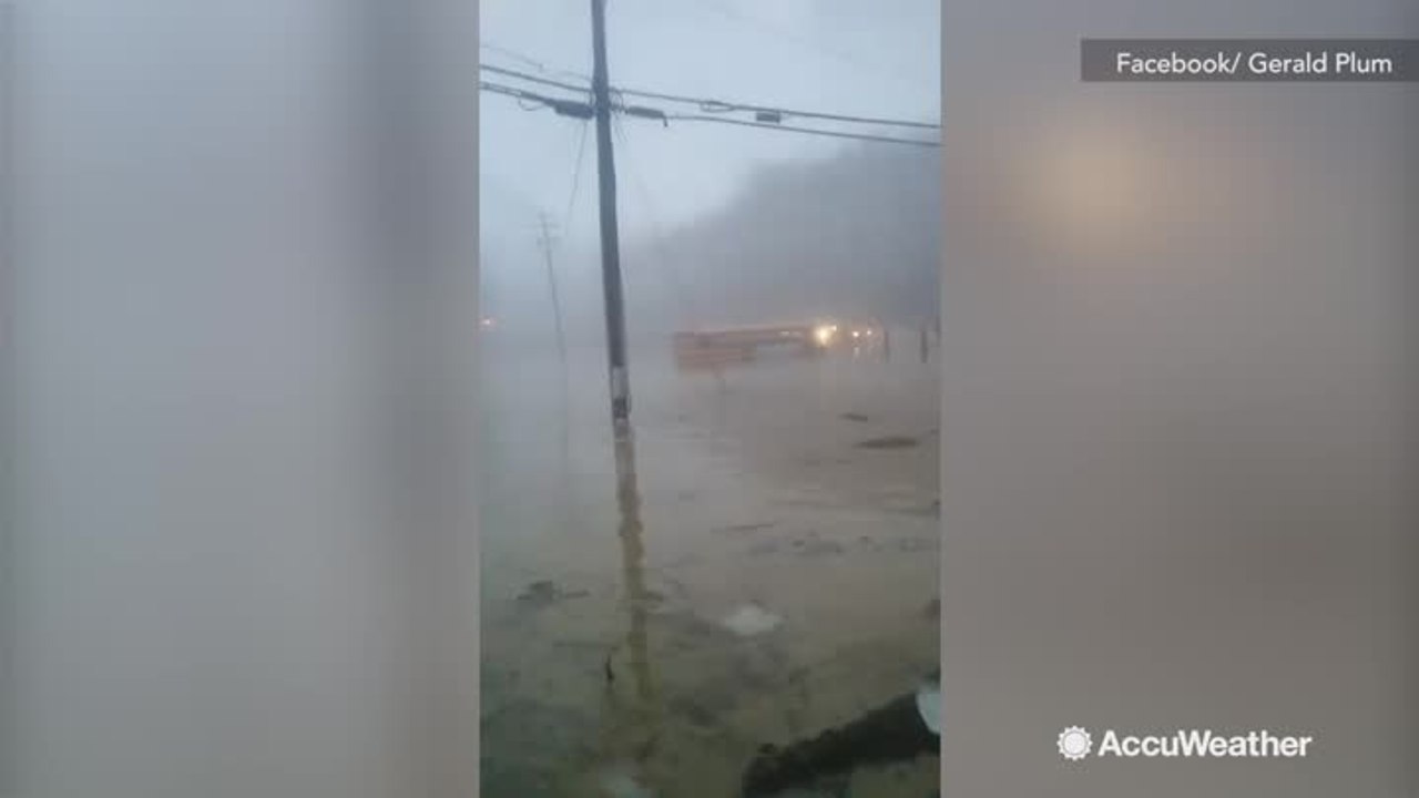 Flood waters trap school bus in Pennsylvania