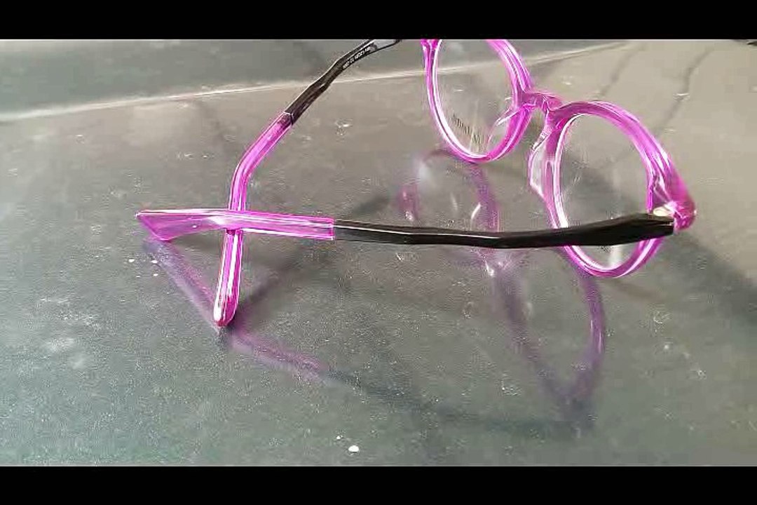 Gul Panra eyeglasses