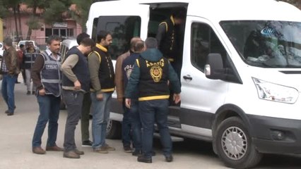 Bıçaklayıp Ölmesini Beklediler, Polis 170 Saat Görüntü İzleyerek Yakaladı