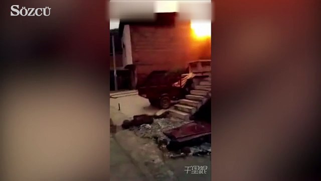 Çin'in uzaya fırlattığı roket gökten düşerek patladı