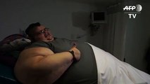 One big resolution_ world's fattest man aims for half