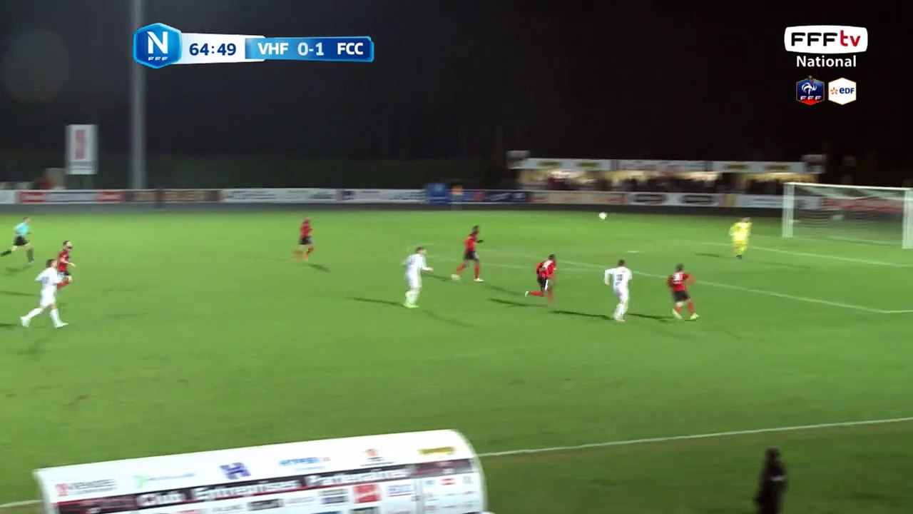 MONTIEL manque son face à face devant PICHOT.