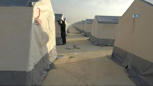 İdlib'ten Türkiye Sınırına Göç Başladı