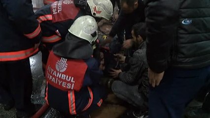 Başakşehir Ayakkabıcılar Sitesi'nde Yangın... 1 İtfaiyeci Yaralı