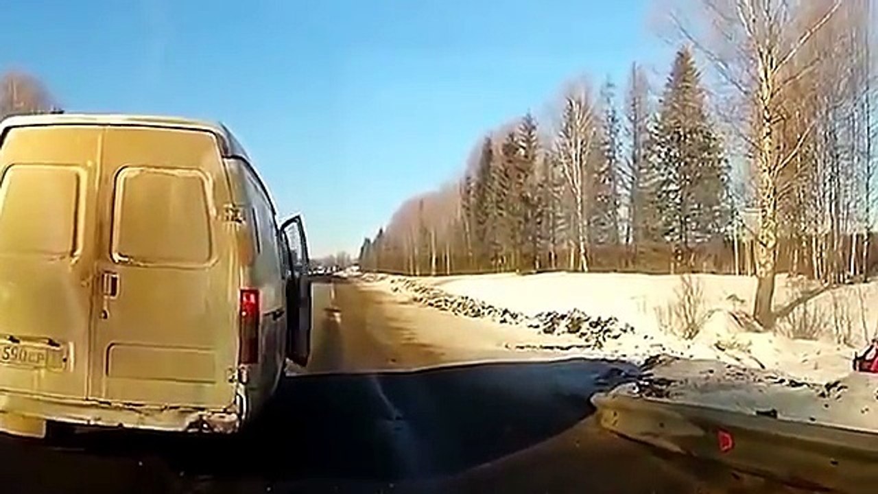 - أخطر حوادث السيارات ... في العالم #23(فيديو خطير) +18 HD !!!