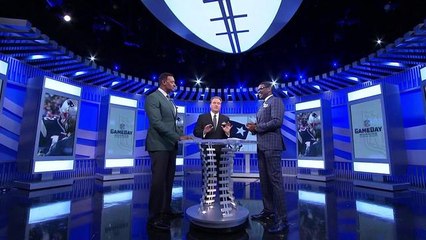 How do Patriots remain focused despite distractions?
