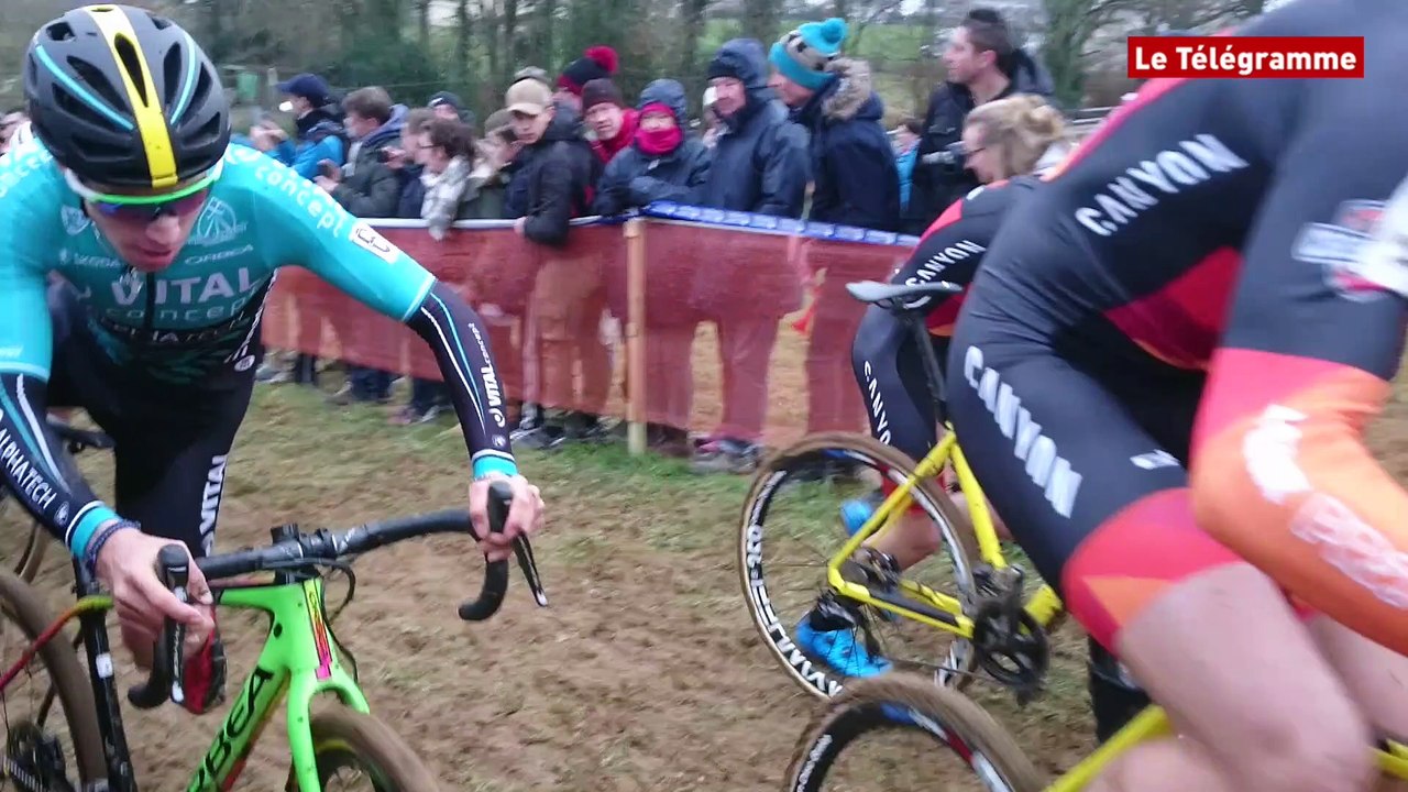 Quelneuc (56). Championnat de France de Cyclo-Cross : Antoine Benoist finit 4 ème de la course Espoir