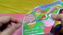 Peppa Pig Dough Cupcake Party Playset Play-Doh Peppa Pig Frosting cupcakes