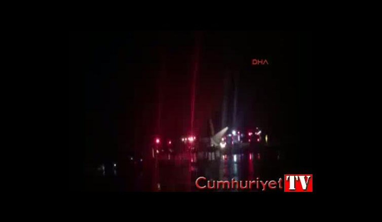 Trabzon'da uçak pistten çıktı